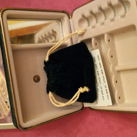 Mele jewelry box, NIB velvet - Picture 10 of 13